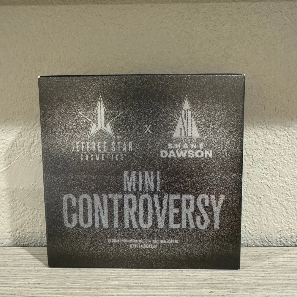 Jeffree Star x Shane Dawson Mini Controversy.  Eyeshadow Palette.  NEW